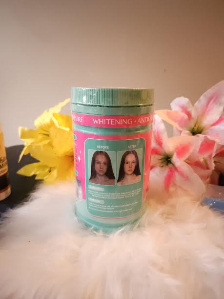 White Doll – Skandal (L-Glutathione, Collagen, Vitamin C, E, Berry Mix)